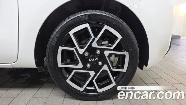 Kia RAY Новый Kia Ray Signature — Фото автомобиля 21