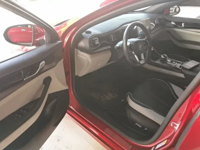 BYD Qin PLUS — Фото автомобиля 15