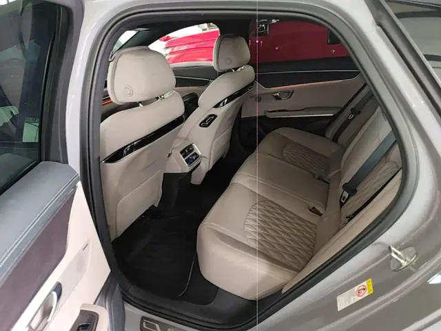 BYD Han — Фото автомобиля 16