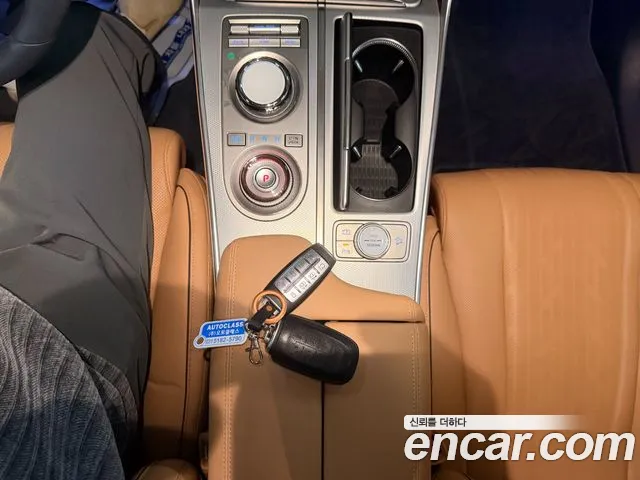 Genesis GV80 2.5T Бензин AWD — Фото автомобиля 9