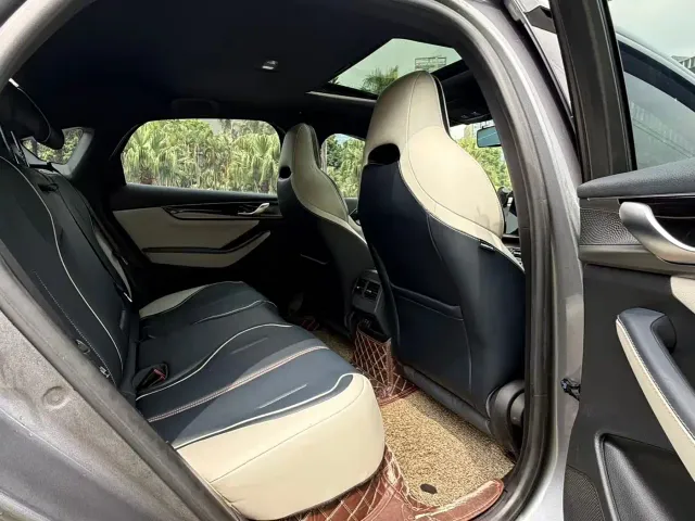 BYD Qin PLUS — Фото автомобиля 13