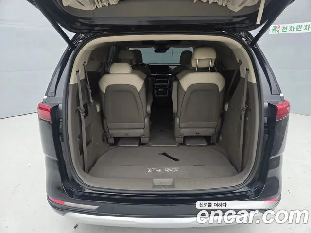 Kia Carnival 4th Gen — Фото автомобиля 7