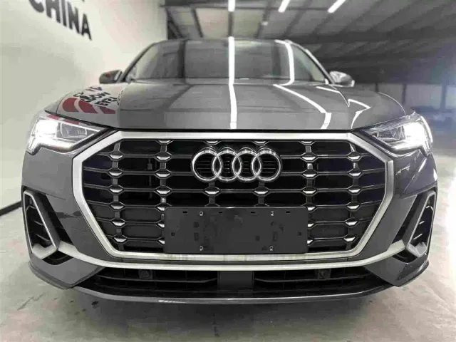 Audi Q3 — Фото автомобиля 9