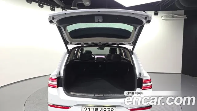 Genesis GV80 2.5T Бензин 2WD — Фото автомобиля 19