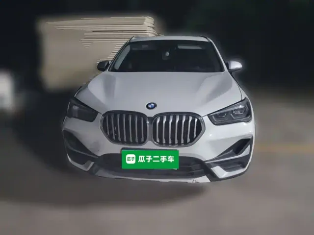 BMW X1 — Фото автомобиля 2