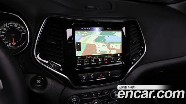 Jeep Cherokee Cherokee(KL) — Фото автомобиля 8