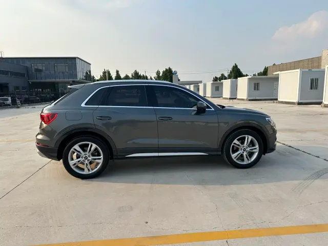 Audi Q3 — Фото автомобиля 3