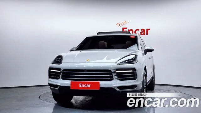 Porsche Cayenne — Фото автомобиля 3