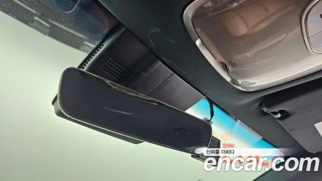 Genesis GV70 2.5T Бензин 2WD — Фото автомобиля 17