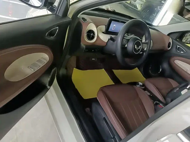 Wuling Bingo — Фото автомобиля 15