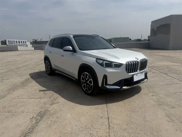 BMW X1 — Фото автомобиля 3