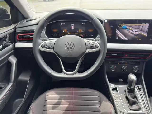 Volkswagen Lavida — Фото автомобиля 5