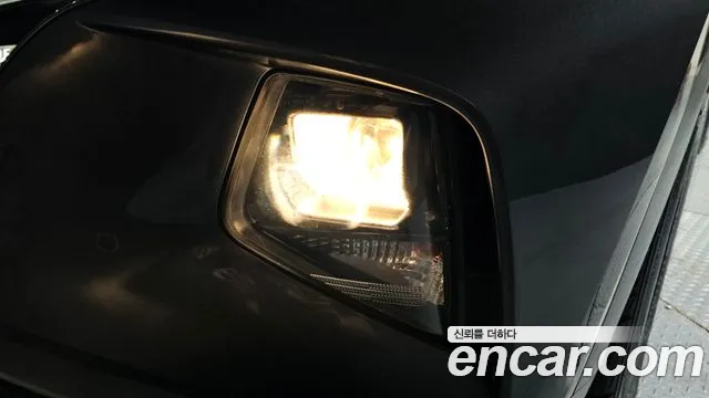 Hyundai Tucson Tucson (NX4) Дизель 2.0 4WD — Фото автомобиля 22