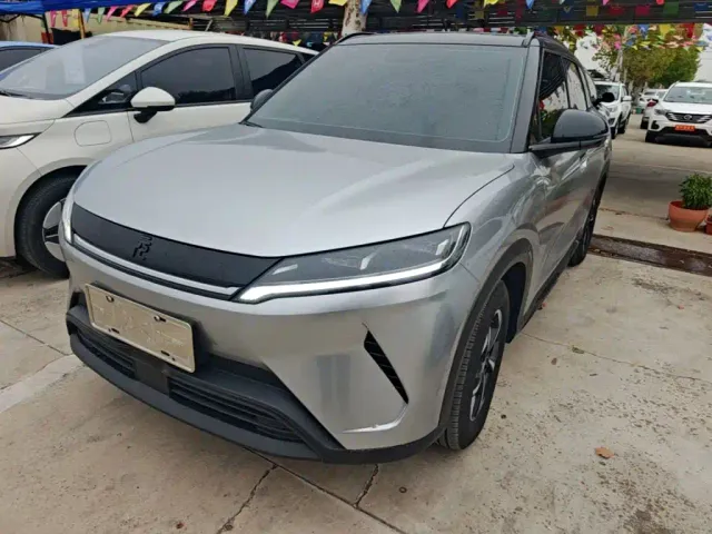 Фотография автомобиля — BYD Yuan UP
