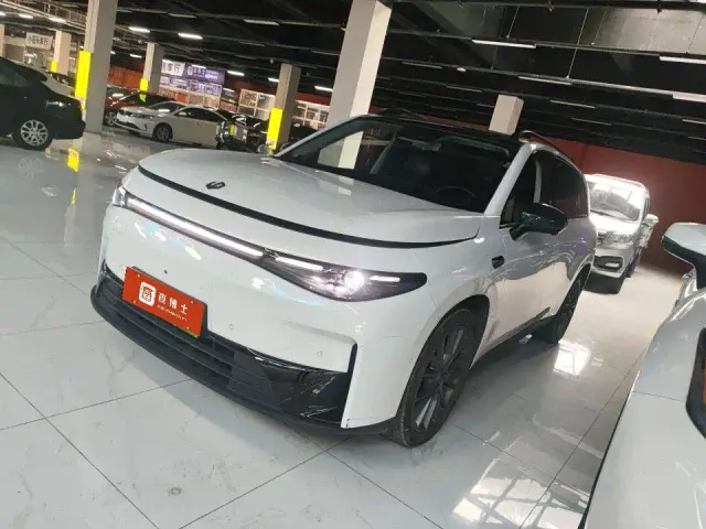 Фотография автомобиля — Leapmotor C10