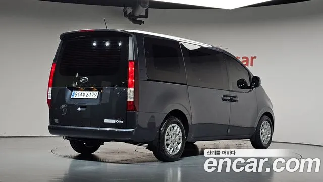 Hyundai Staria — Фото автомобиля 2