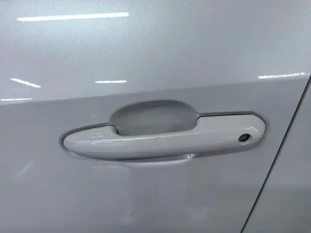 Toyota RAV4 — Фото автомобиля 6