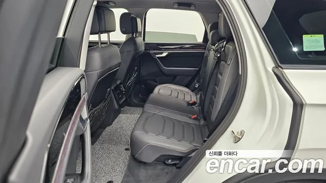 Volkswagen Touareg Touareg 3 поколение 3.0 TDI Premium — Фото автомобиля 11