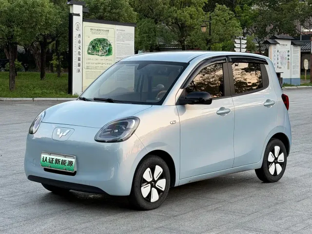 Фотография автомобиля — Wuling Hongguang Mini EV