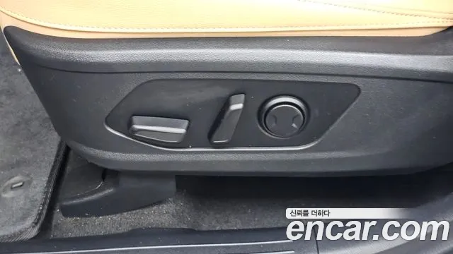 Kia Sorento Sorento 4-е поколение Бензин 2.5T 4WD — Фото автомобиля 22