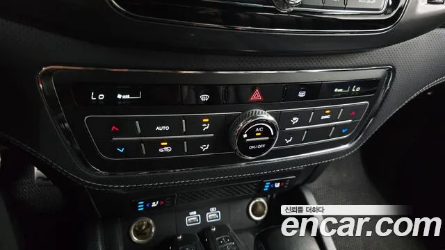 KG_Mobility_Ssangyong Rexton Новый Rexton Sport Khan Дизель 2.2 4WD — Фото автомобиля 29