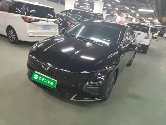 Фотография автомобиля — Wuling Starlight