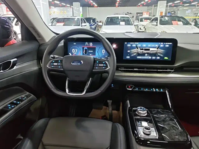 Ford Lingrui — Фото автомобиля 12