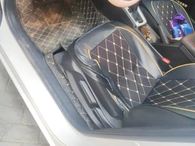 Honda Fit — Фото автомобиля 9