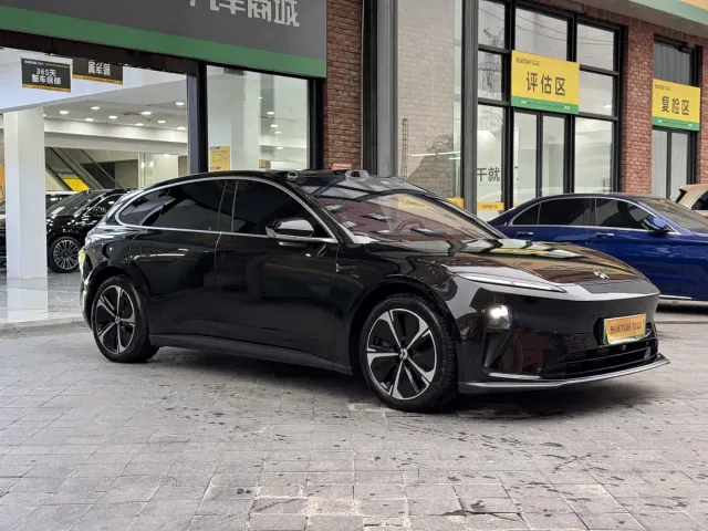 Nio ET5 Touring — Фото автомобиля 3