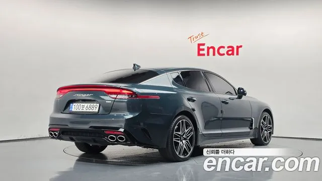 Kia Stinger Meister — Фото автомобиля 2