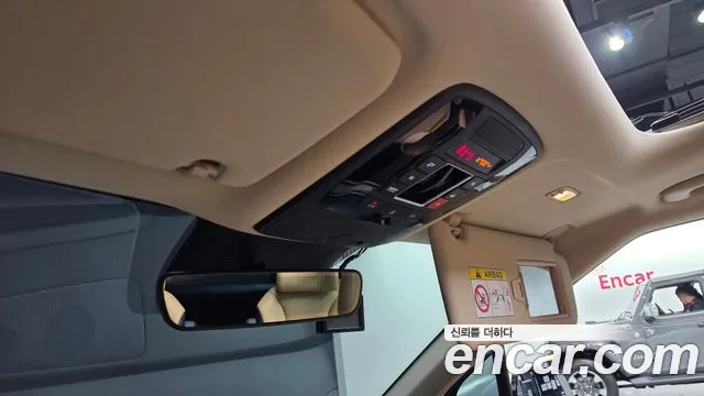Kia Canival Carnival 4 поколение Дизель 7 мест Signature — Фото автомобиля 27
