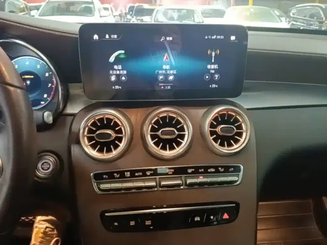 Mercedes-Benz GLC-Class — Фото автомобиля 12