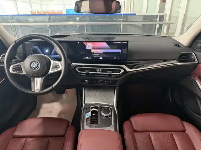 BMW i3 — Фото автомобиля 16