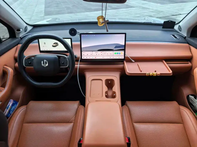 Leapmotor C10 — Фото автомобиля 10
