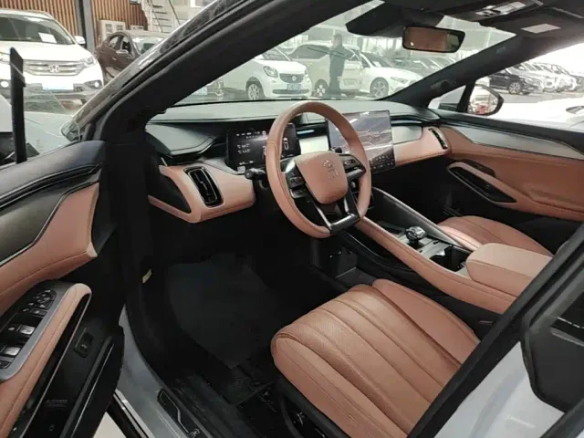 BYD Song L EV — Фото автомобиля 14