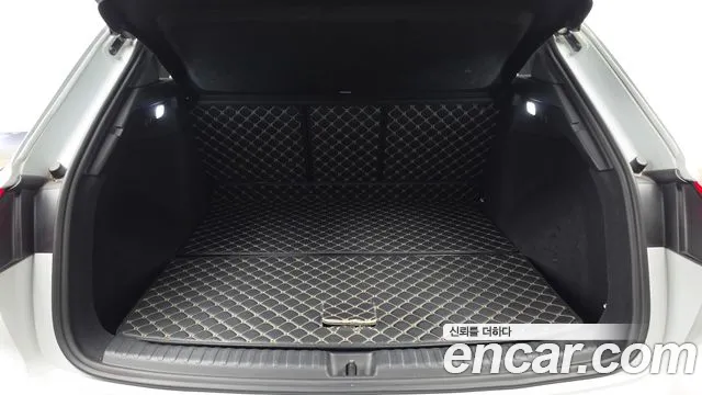 Audi Q4 e-tron — Фото автомобиля 18