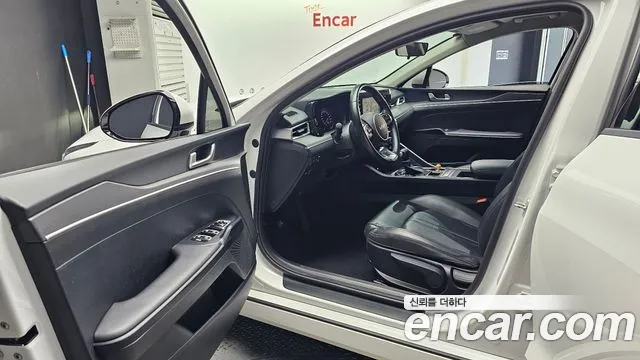 Kia K5 K5 3 поколение 2.0 LPI(Для проката) — Фото автомобиля 10