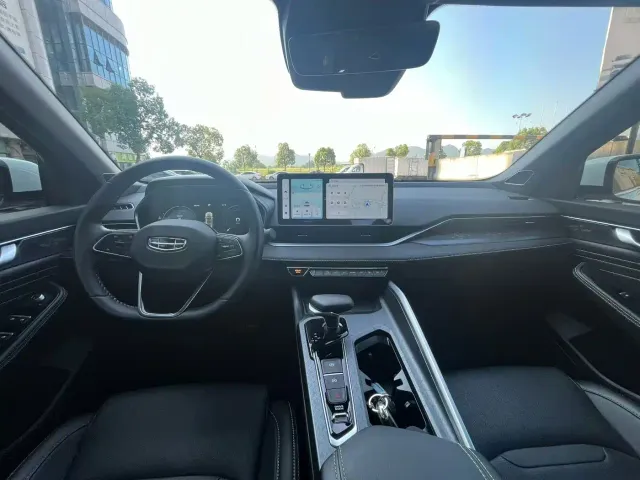 Geely Xingrui — Фото автомобиля 4