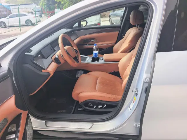 BYD Han L — Фото автомобиля 3
