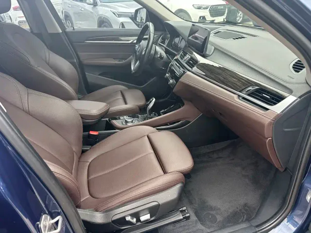 BMW X1 — Фото автомобиля 11