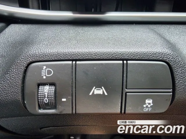 Hyundai AVANTE Avante (CN7) — Фото автомобиля 13