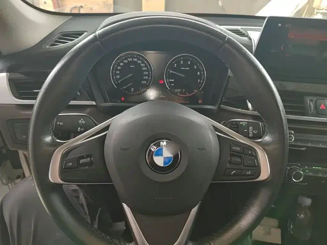 BMW X1 — Фото автомобиля 10