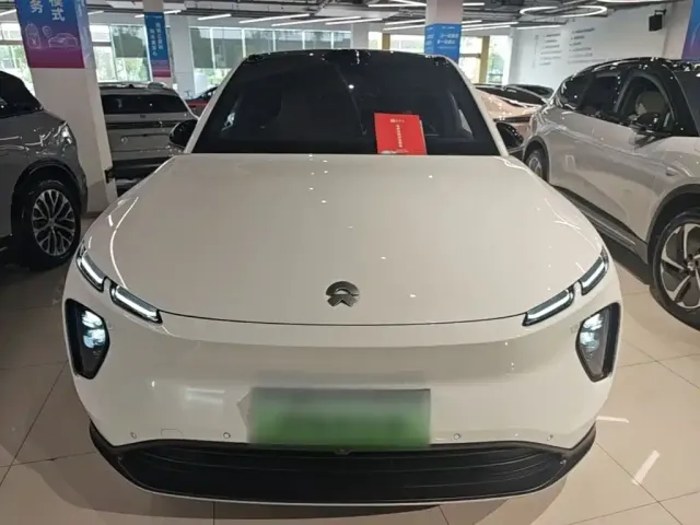 Nio EC6 — Фото автомобиля 2