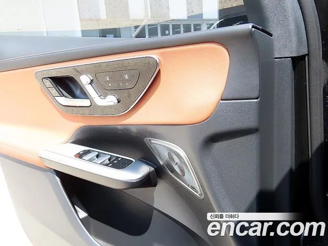 Mercedes-Benz GLC-Class GLC-класс X254 GLC300 4MATIC Avantgarde — Фото автомобиля 12