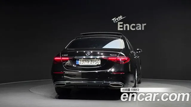 Mercedes-Benz S-Class — Фото автомобиля 4