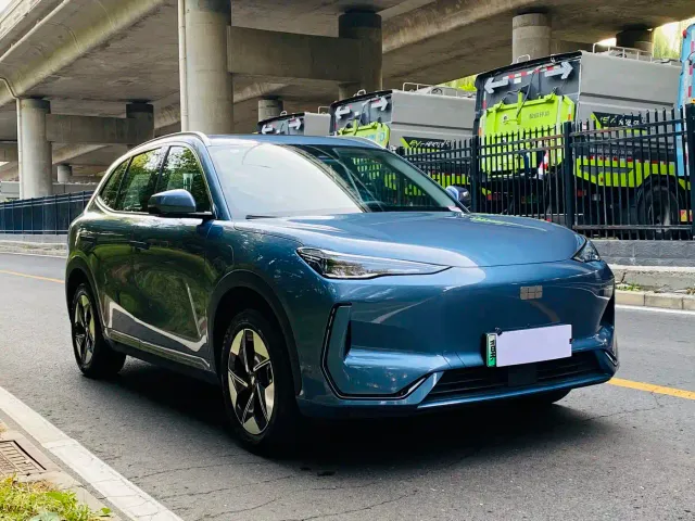 Geely Galaxy E5 — Фото автомобиля 3