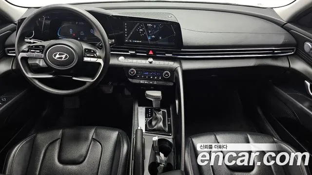 Hyundai Avante — Фото автомобиля 10