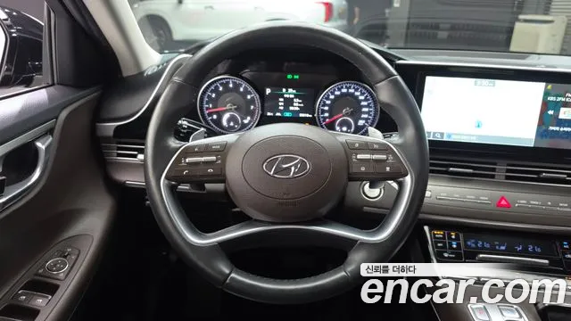Hyundai Grandeur New — Фото автомобиля 19