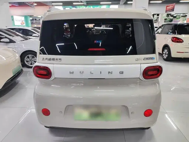 Wuling Hongguang Mini EV — Фото автомобиля 5