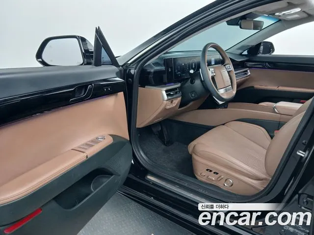 Hyundai Grandeur GN7 — Фото автомобиля 15